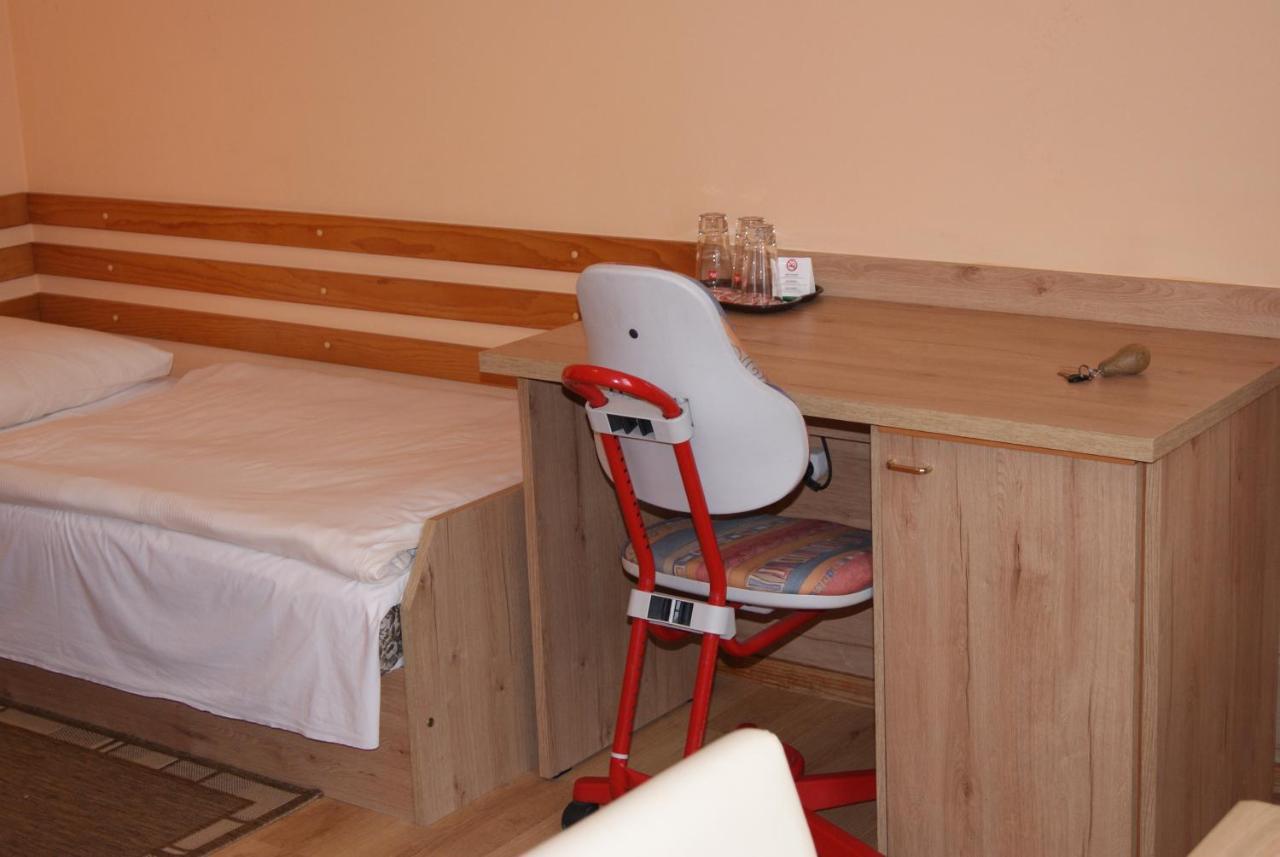 Hotel Alga Ustka Kültér fotó
