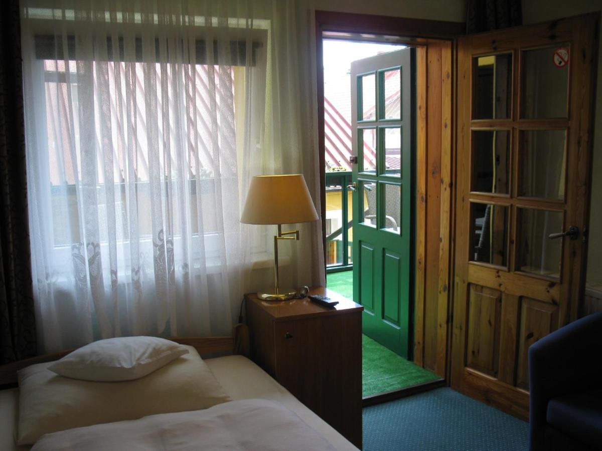 Hotel Alga Ustka Kültér fotó