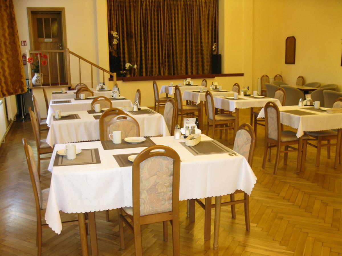 Hotel Alga Ustka Kültér fotó
